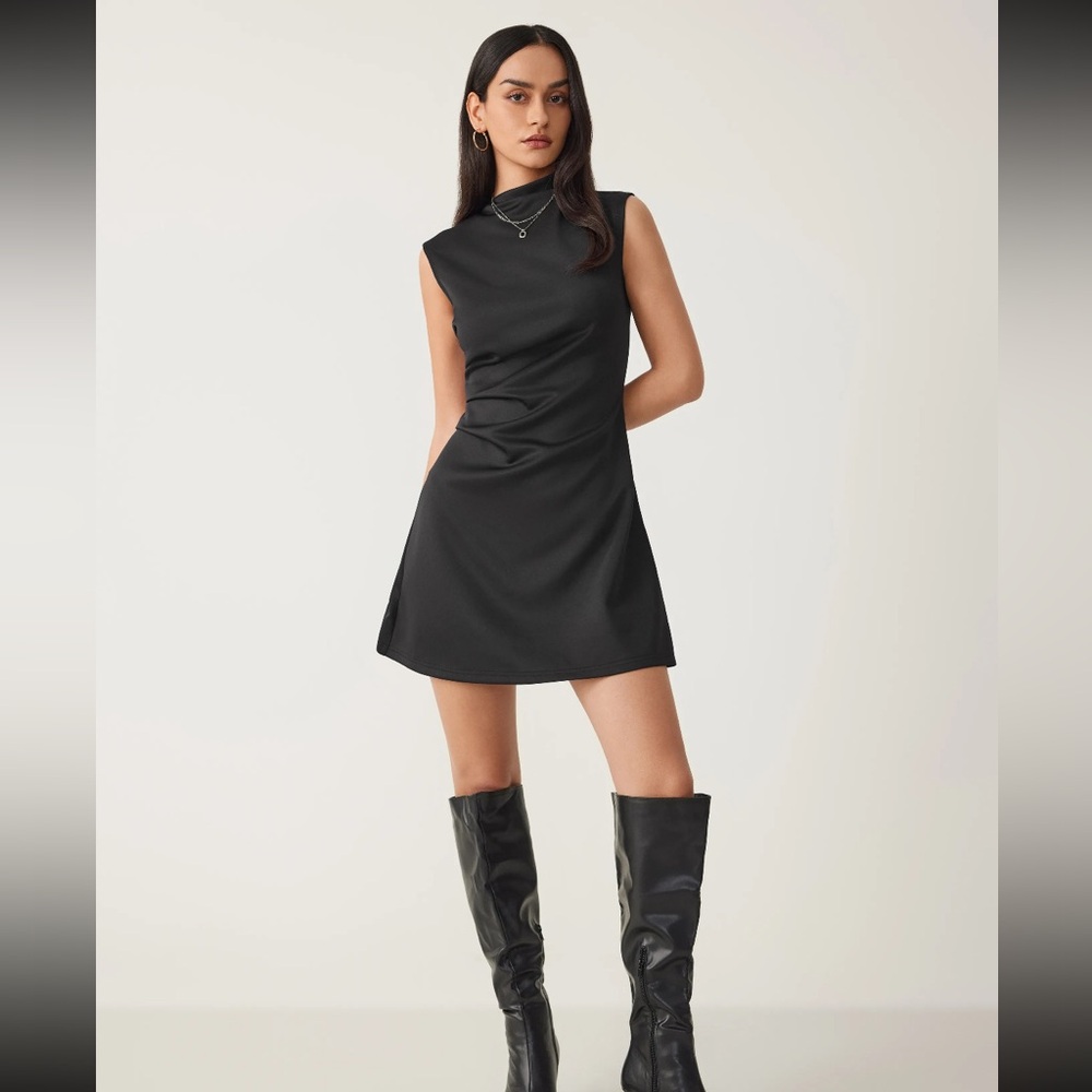 TURTLENECK SLEEVELESS RUCHED MINI DRESS